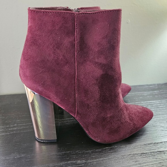 Charlotte Russe Vanna Burgundy Suede Pointed Toe Block Heel Booties Size 8 - Picture 4 of 9